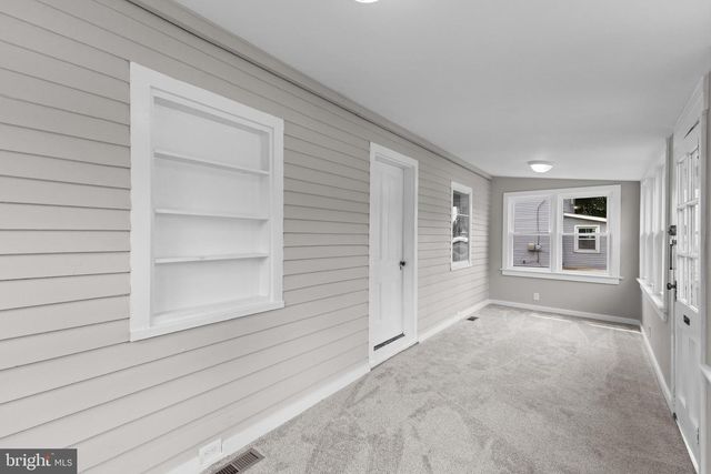218 E LINDEN ST, Clayton, NJ 08312