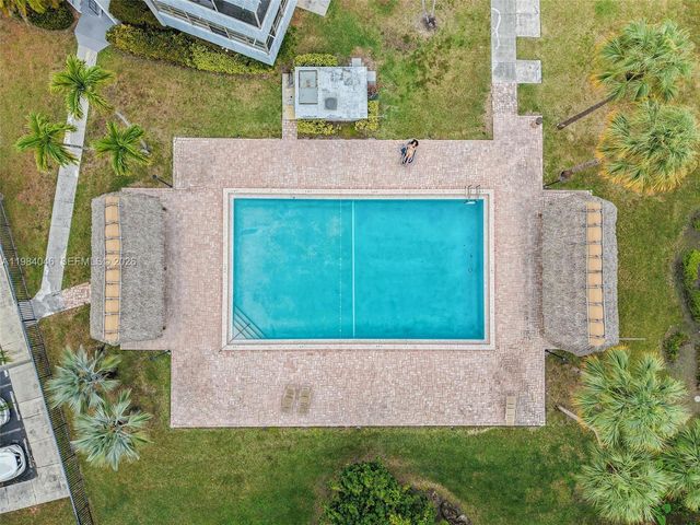 10852 N Kendall Drive 317, Miami, FL 33176