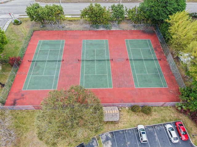 10852 N Kendall Drive 317, Miami, FL 33176