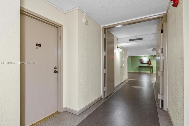 10852 N Kendall Drive 317, Miami, FL 33176