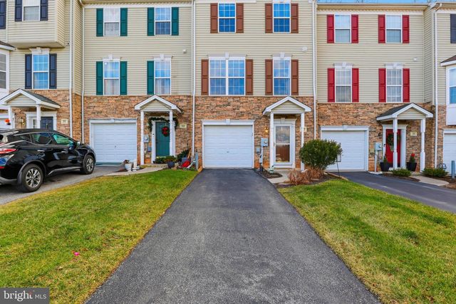 332 BRUAW DR, York, PA 17406