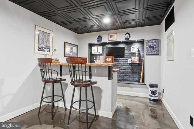 332 BRUAW DR, York, PA 17406