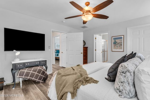2924 Crestview Lane, Toms River, NJ 08755