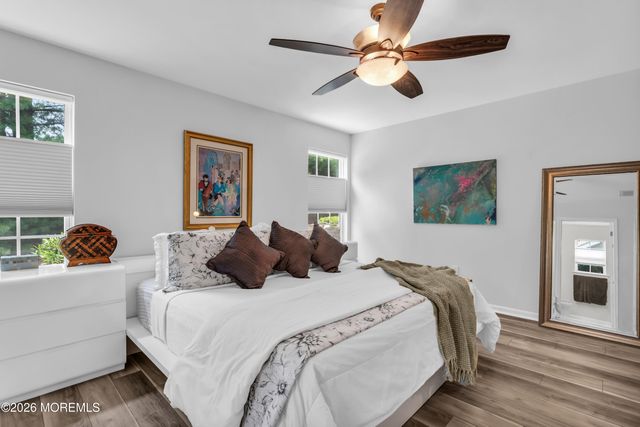 2924 Crestview Lane, Toms River, NJ 08755