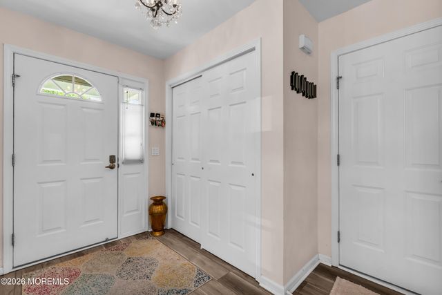 2924 Crestview Lane, Toms River, NJ 08755