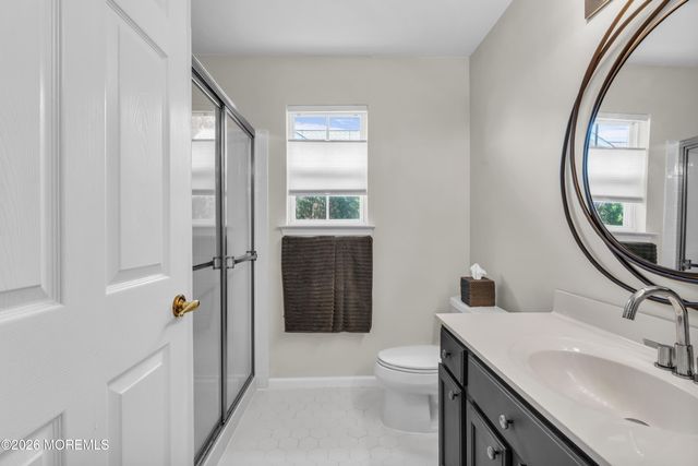 2924 Crestview Lane, Toms River, NJ 08755