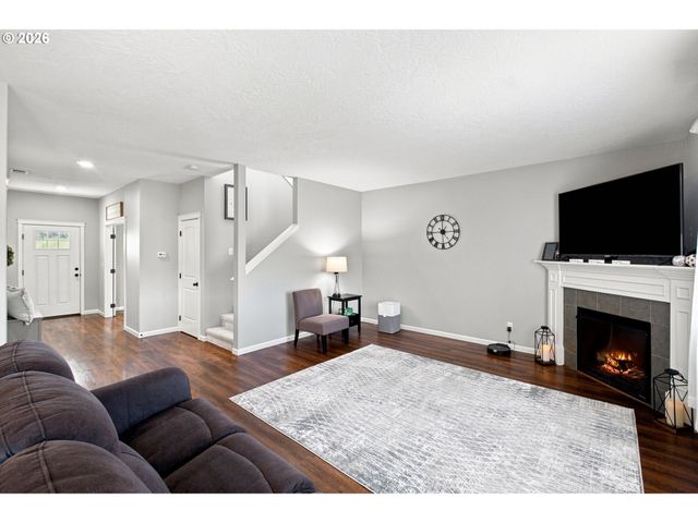 3001 MILLERSBURG Dr, Albany, OR 97321
