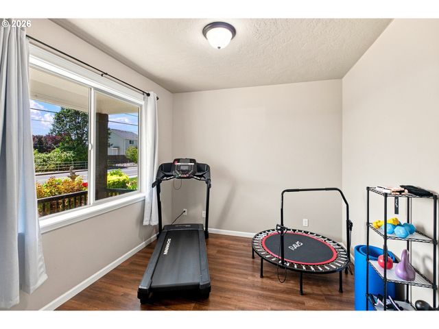 3001 MILLERSBURG Dr, Albany, OR 97321