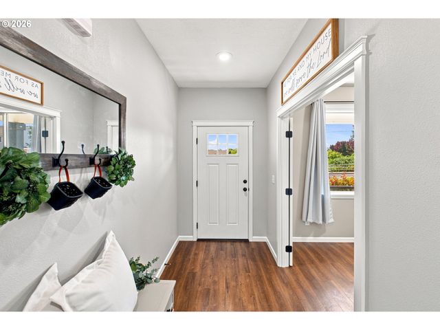 3001 MILLERSBURG Dr, Albany, OR 97321
