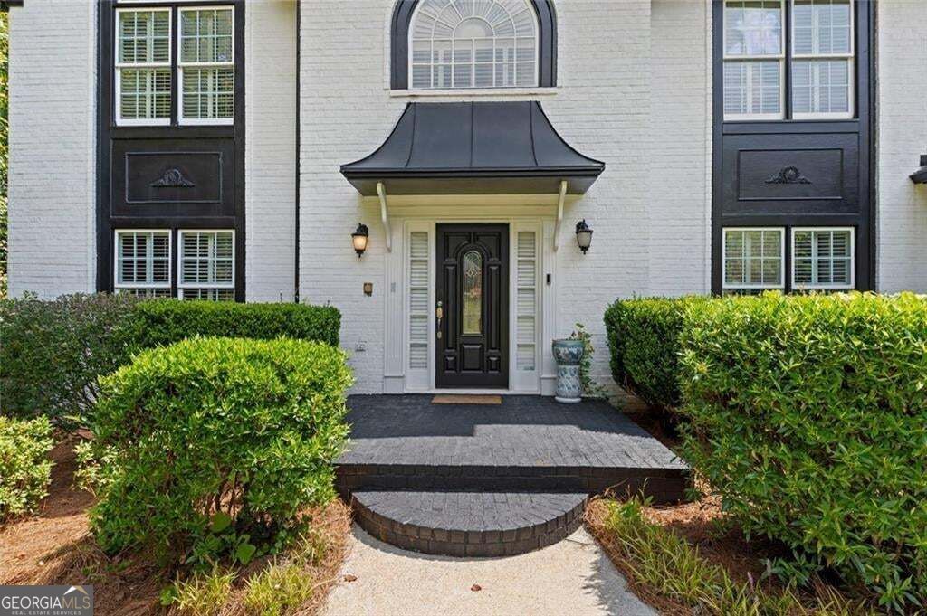 5502 Oakwood Drive, Stone Mountain, GA 30087 — photo 2