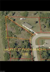 853 Gulf LN, Lehigh Acres, FL 33974