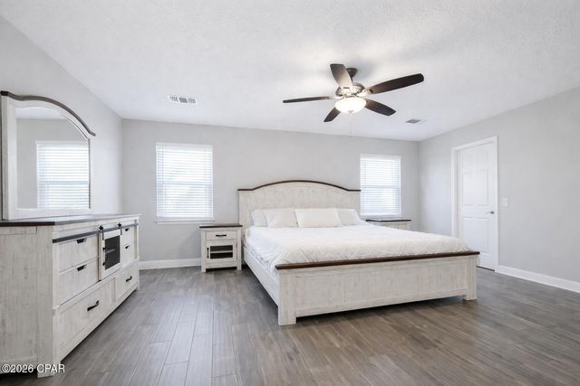 2005 N Harbour Drive, Lynn Haven, FL 32444