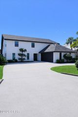 2005 N Harbour Drive, Lynn Haven, FL 32444