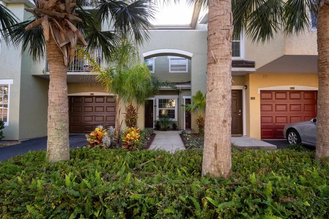 4000 Grande Vista Blvd 15-124, St Augustine, FL 32084