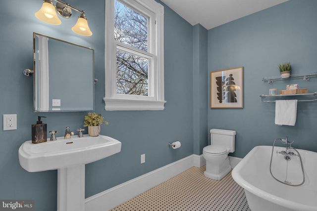 10312 KENSINGTON PKWY, Kensington, MD 20895