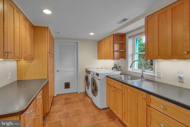 10312 KENSINGTON PKWY, Kensington, MD 20895