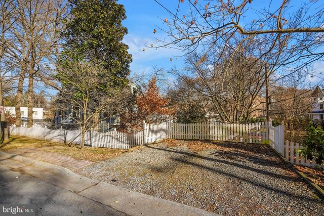 10312 KENSINGTON PKWY, Kensington, MD 20895