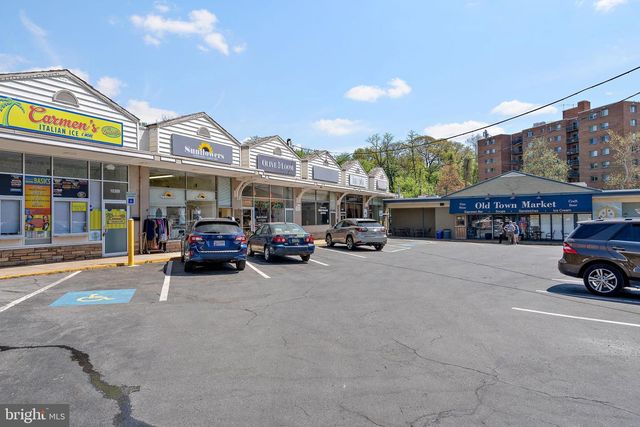 10312 KENSINGTON PKWY, Kensington, MD 20895