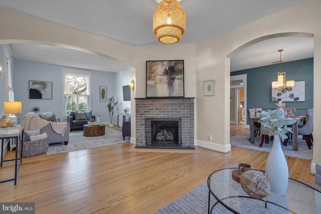 10312 KENSINGTON PKWY, Kensington, MD 20895