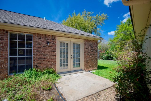 3411 Honeylocust Drive, Sugar Land, TX 77479