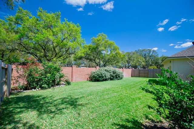 3411 Honeylocust Drive, Sugar Land, TX 77479