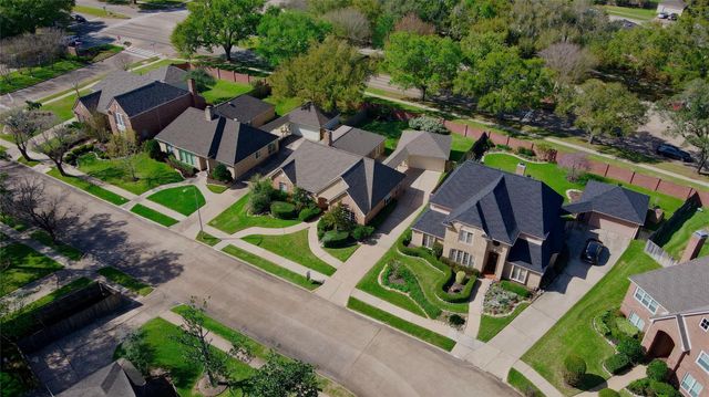3411 Honeylocust Drive, Sugar Land, TX 77479
