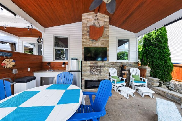 113 N Ruby Red Lane, 8852, Delaware, OH 43015