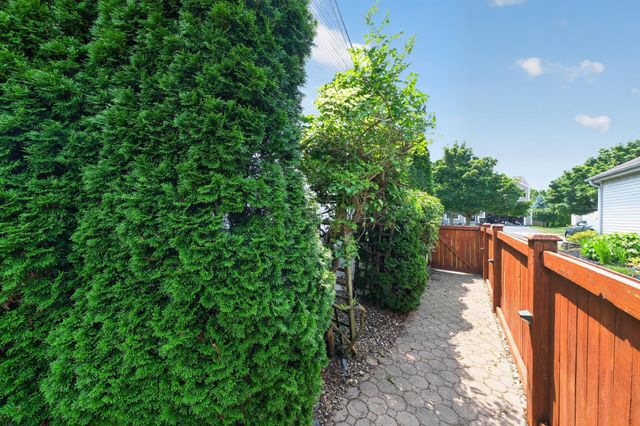 113 N Ruby Red Lane, 8852, Delaware, OH 43015