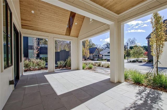 100 Carlyle Lane, Fayetteville, GA 30214