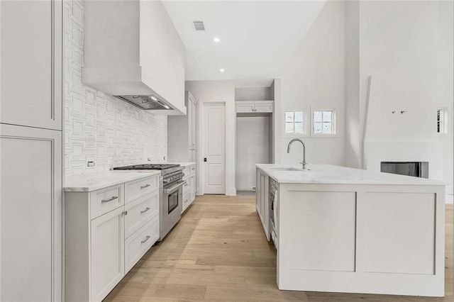 100 Carlyle Lane, Fayetteville, GA 30214