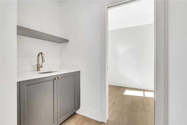 100 Carlyle Lane, Fayetteville, GA 30214