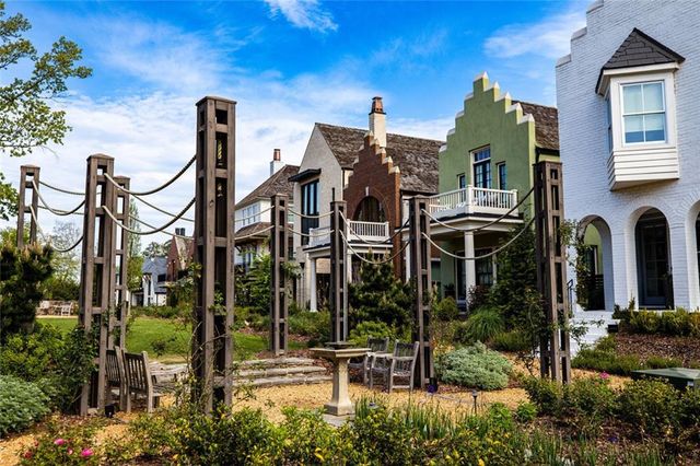 100 Carlyle Lane, Fayetteville, GA 30214