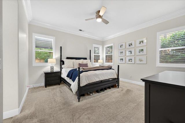 2946 Roberts Avenue, Clovis, CA 93611