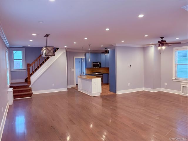 435 Beach 124 Street, Rockaway Park, NY 11694