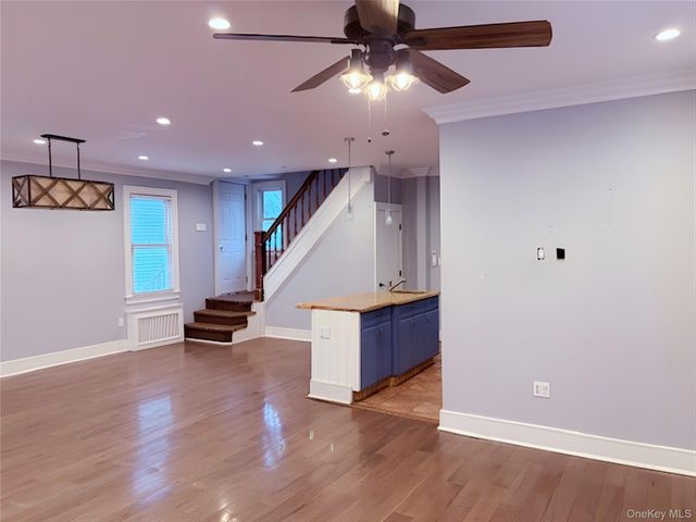 435 Beach 124 Street, Rockaway Park, NY 11694