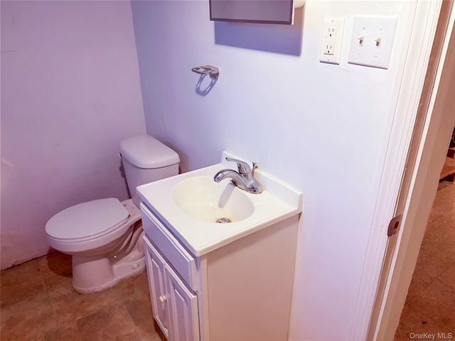 435 Beach 124 Street, Rockaway Park, NY 11694