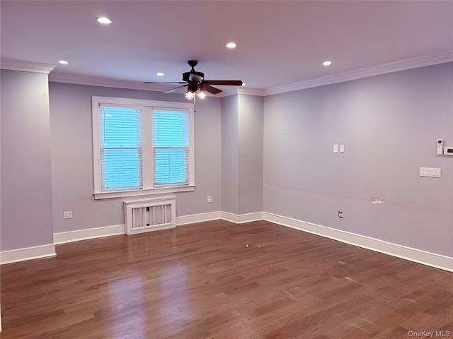 435 Beach 124 Street, Rockaway Park, NY 11694