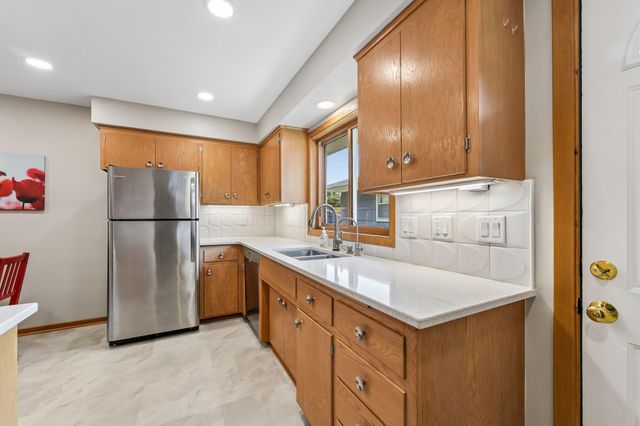 5749 Upton Avenue S, Minneapolis, MN 55410