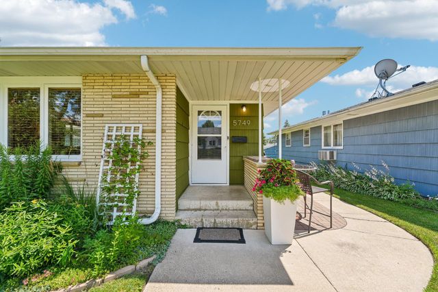 5749 Upton Avenue S, Minneapolis, MN 55410
