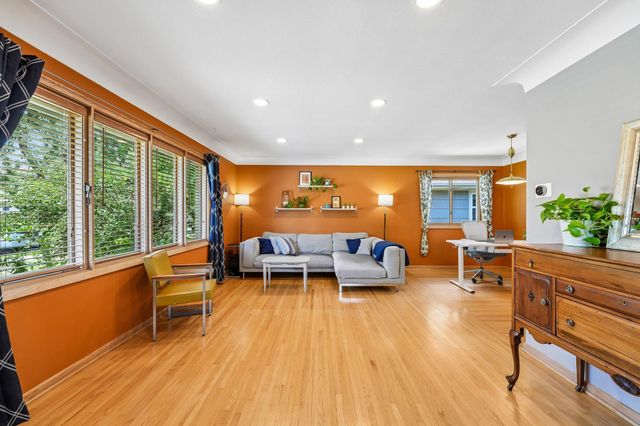 5749 Upton Avenue S, Minneapolis, MN 55410