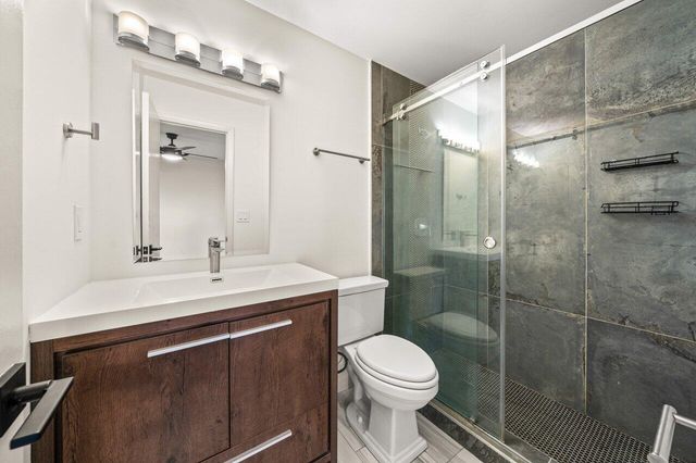 638 SW 4th Avenue, Boynton Beach, FL 33426