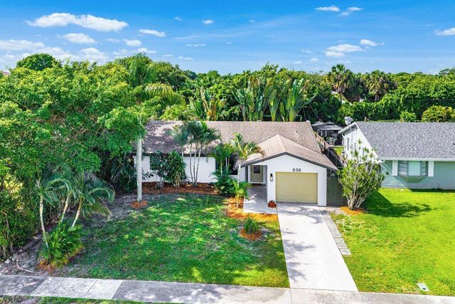 638 SW 4th Avenue, Boynton Beach, FL 33426