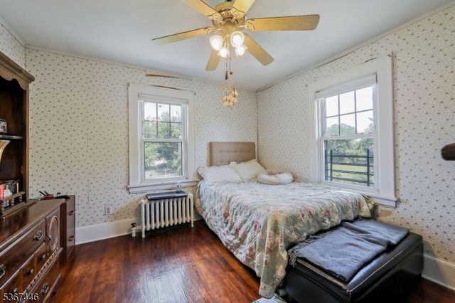 981 Valley Rd, Clifton City, NJ 07013