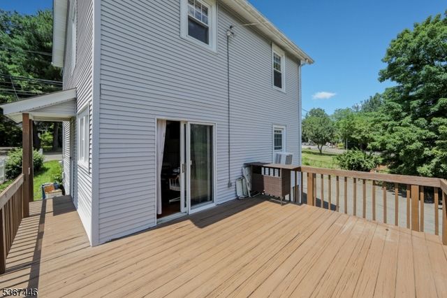 981 Valley Rd, Clifton City, NJ 07013