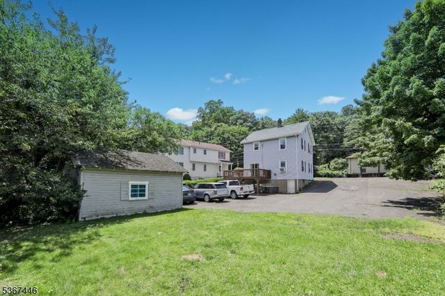 981 Valley Rd, Clifton City, NJ 07013