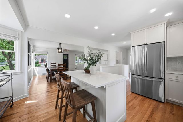 7045 Oliver Avenue S, Richfield, MN 55423