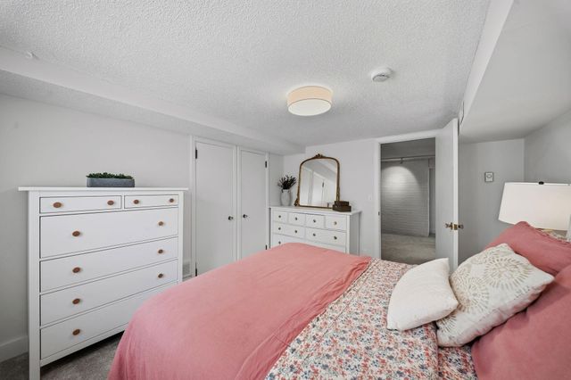 7045 Oliver Avenue S, Richfield, MN 55423
