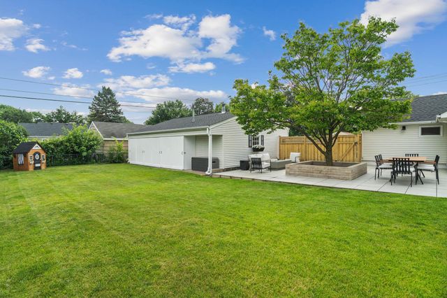 7045 Oliver Avenue S, Richfield, MN 55423