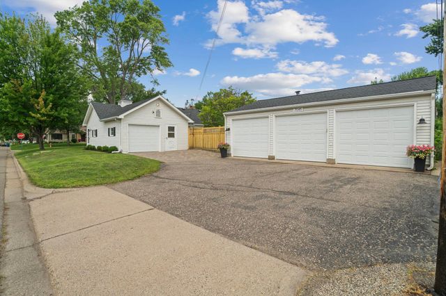 7045 Oliver Avenue S, Richfield, MN 55423