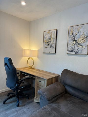 674 Willow Ave, Ukiah, CA 95482